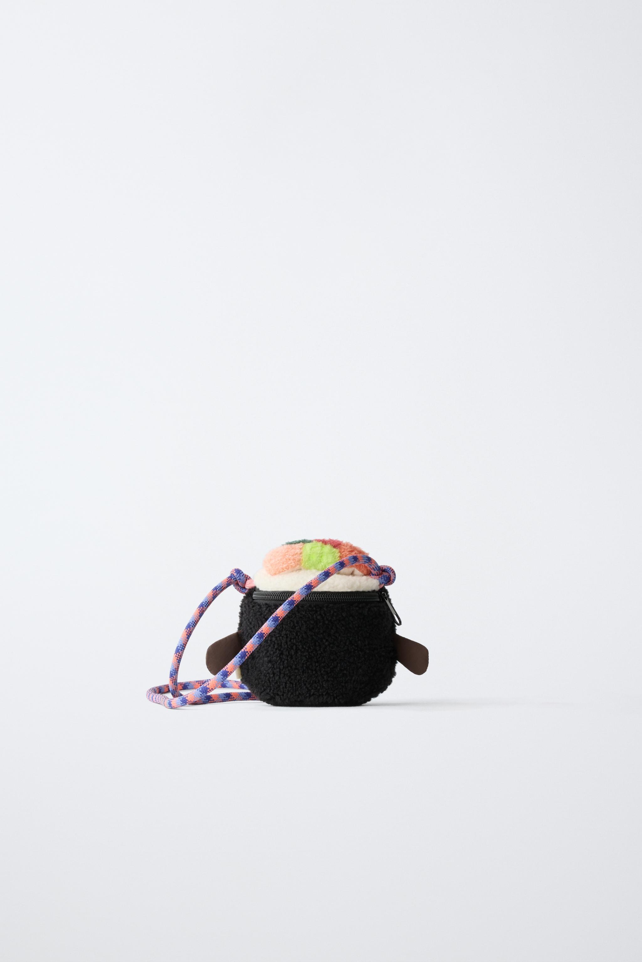 MAKI CROSSBODY BAG